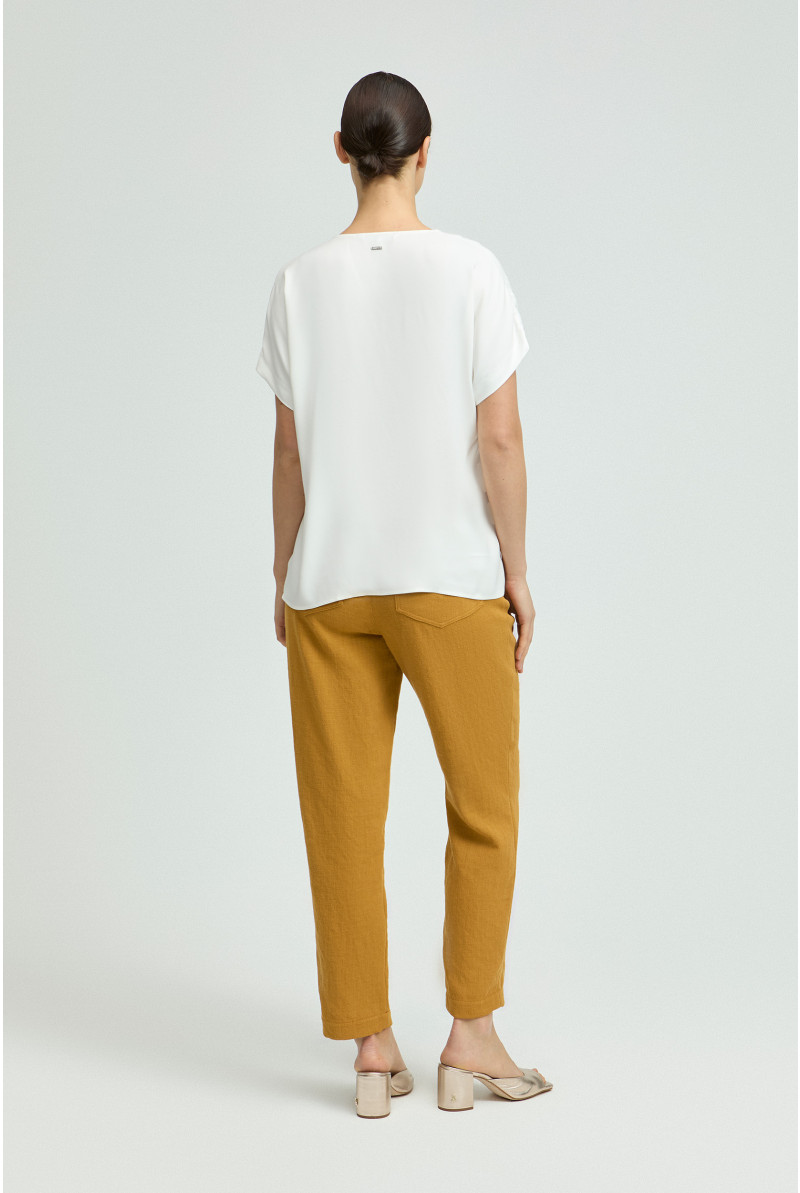 Blouse avec fermeture invisible