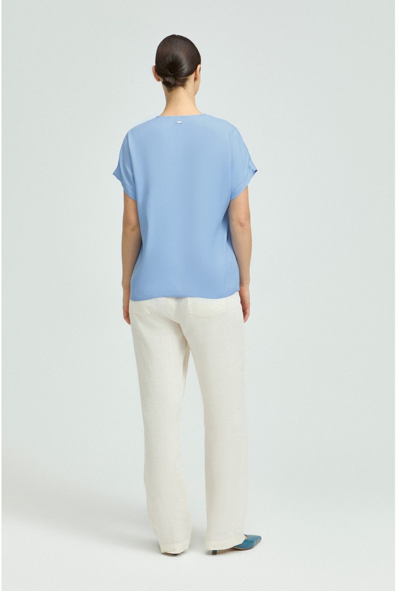 Bluse mit verdecktem Verschluss