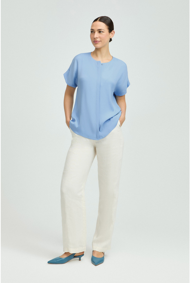 Bluse mit verdecktem Verschluss