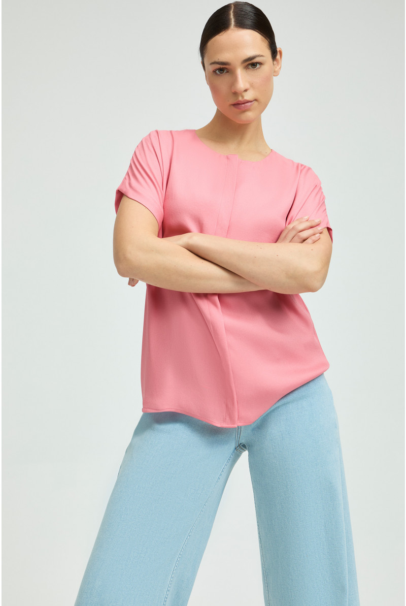 Bluse mit verdecktem Verschluss