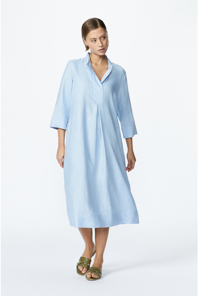 Linen dress with V-neck