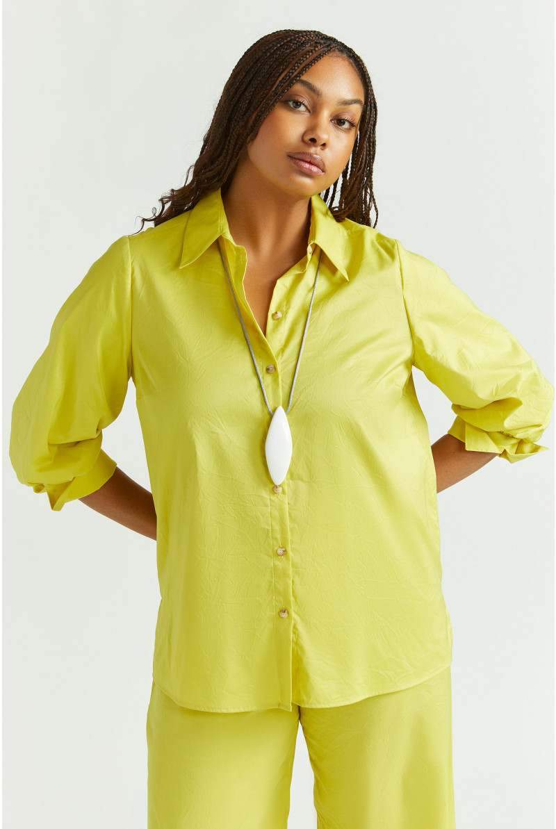 Hemdblouse van krinkelstof