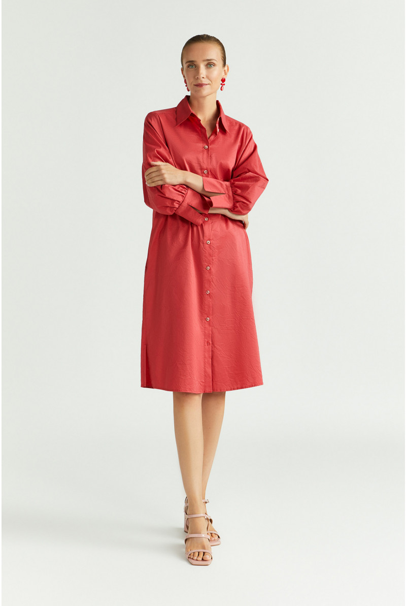 Robe-chemise en tissu froissé