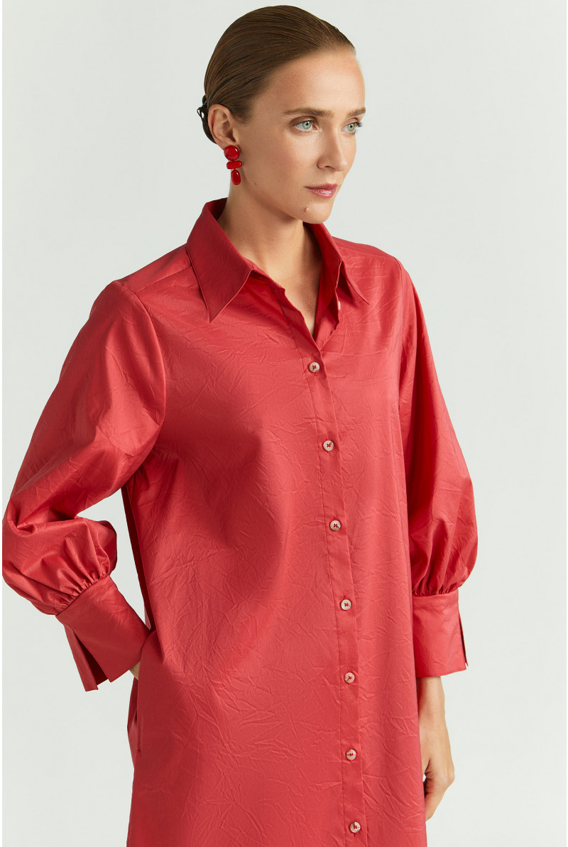 Robe-chemise en tissu froissé