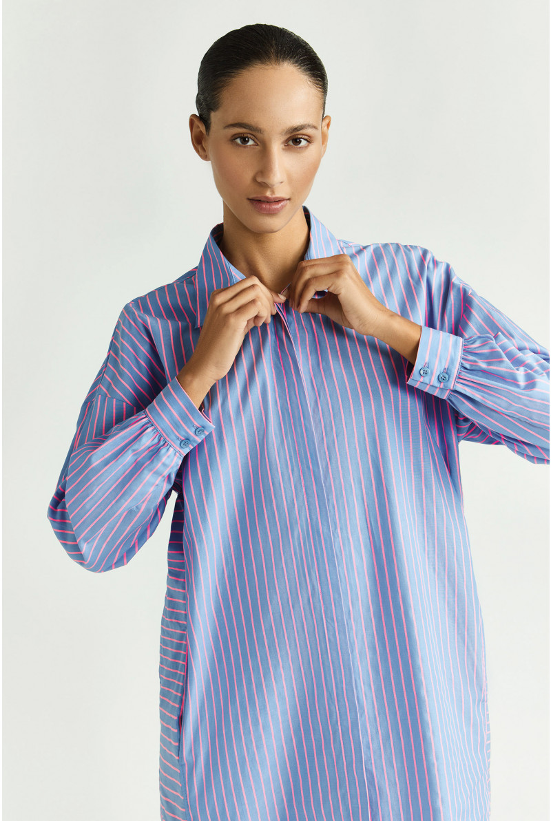 Robe à rayures fluo