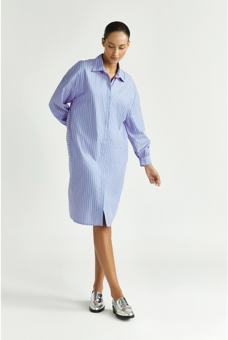 Robe à rayures fluo