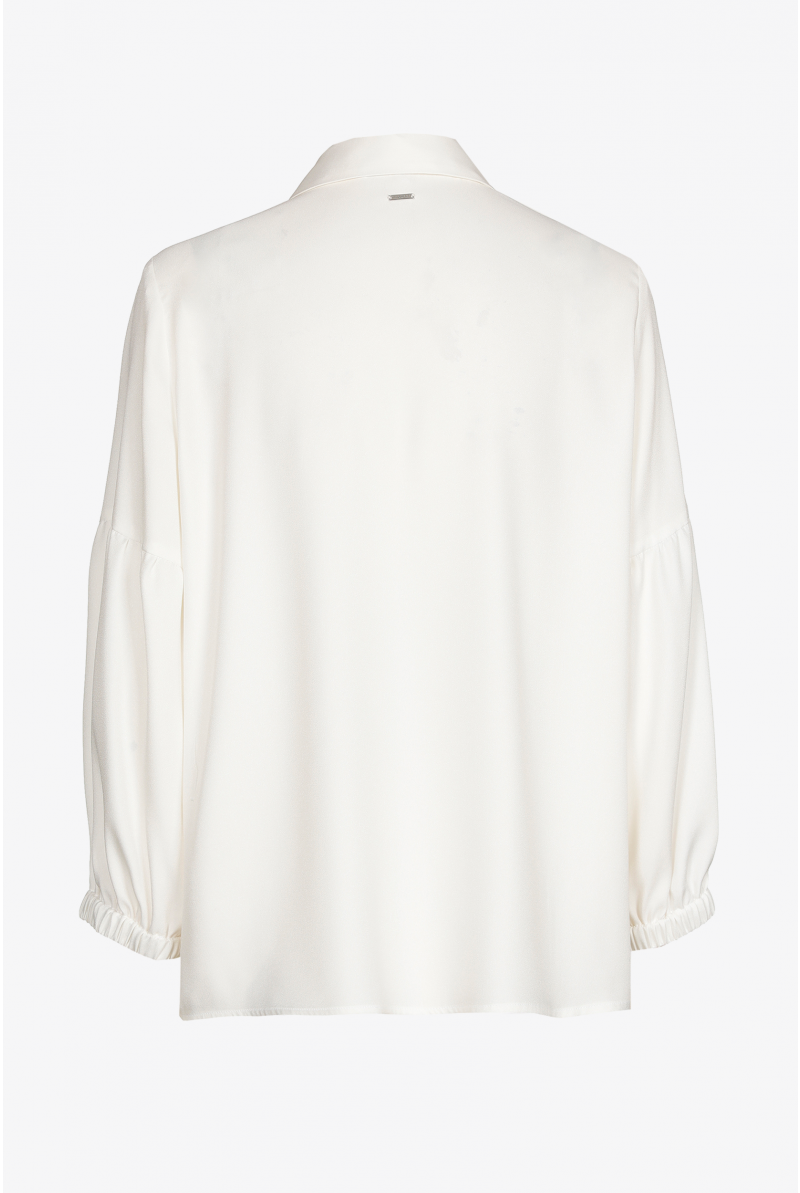 Blouse avec des détails au niveau des manches