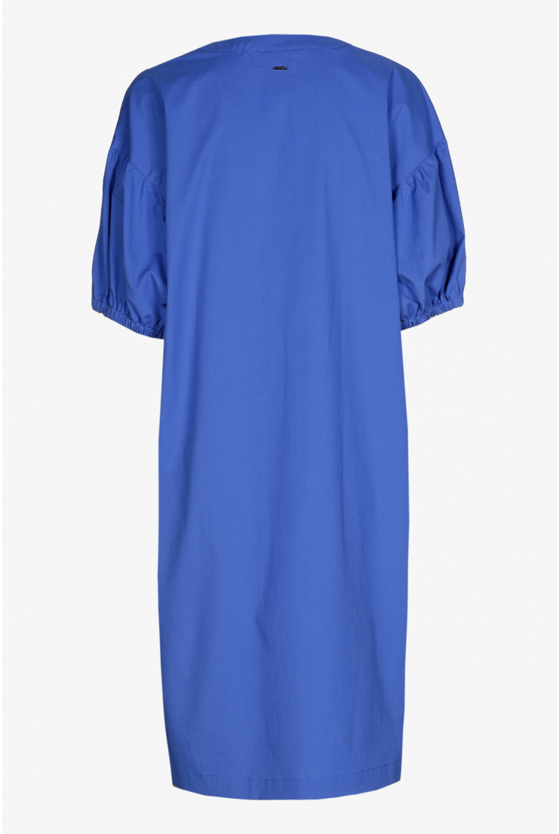 Straight dress made from organic cotton