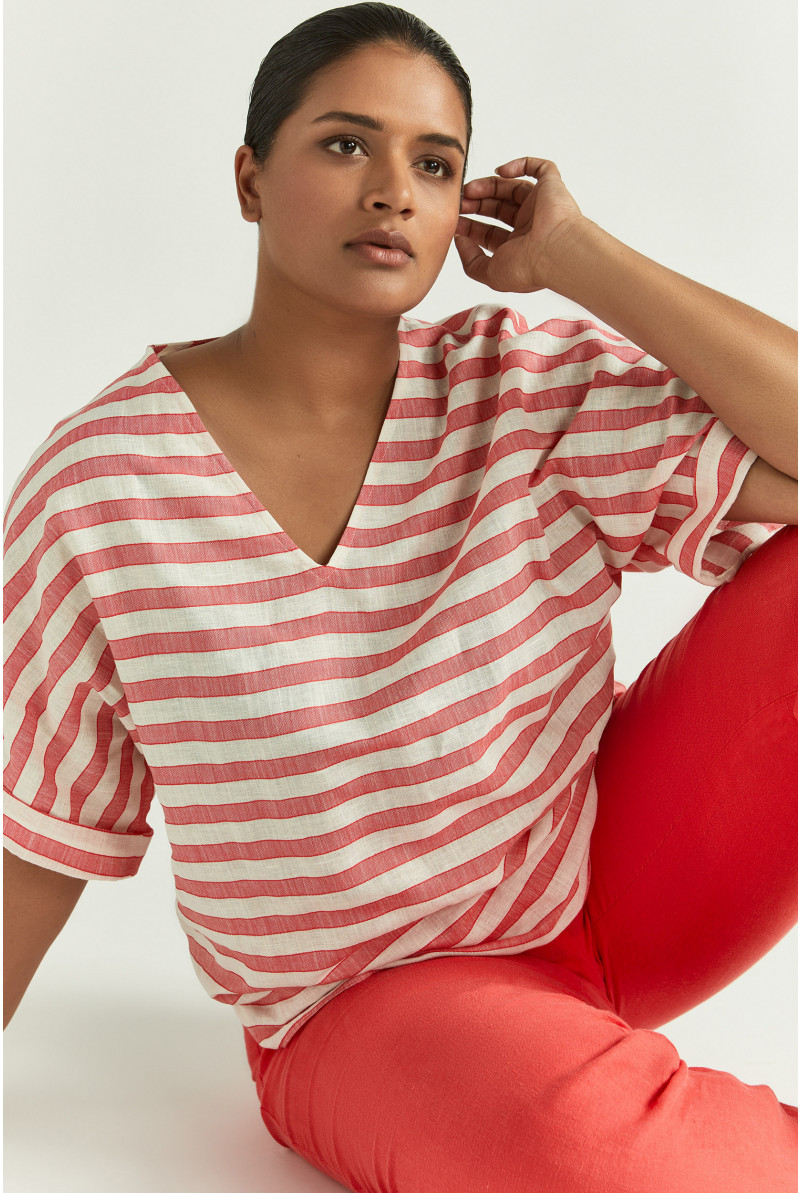 Blouse rayée à encolure en V