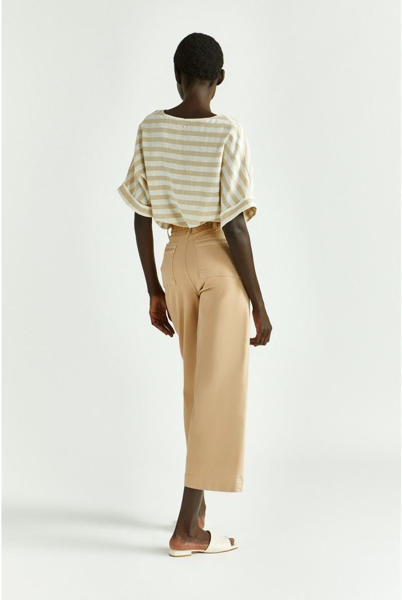 Blouse rayée à encolure en V