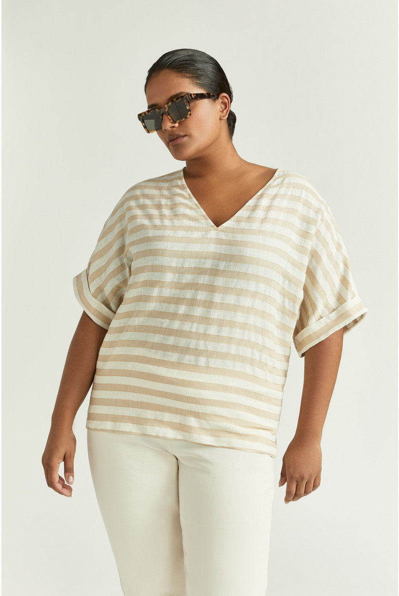 Blouse rayée à encolure en V