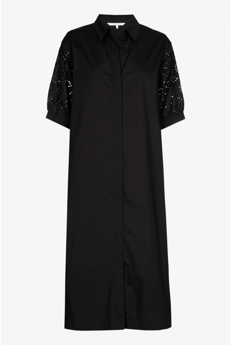 Robe avec broderie anglaise