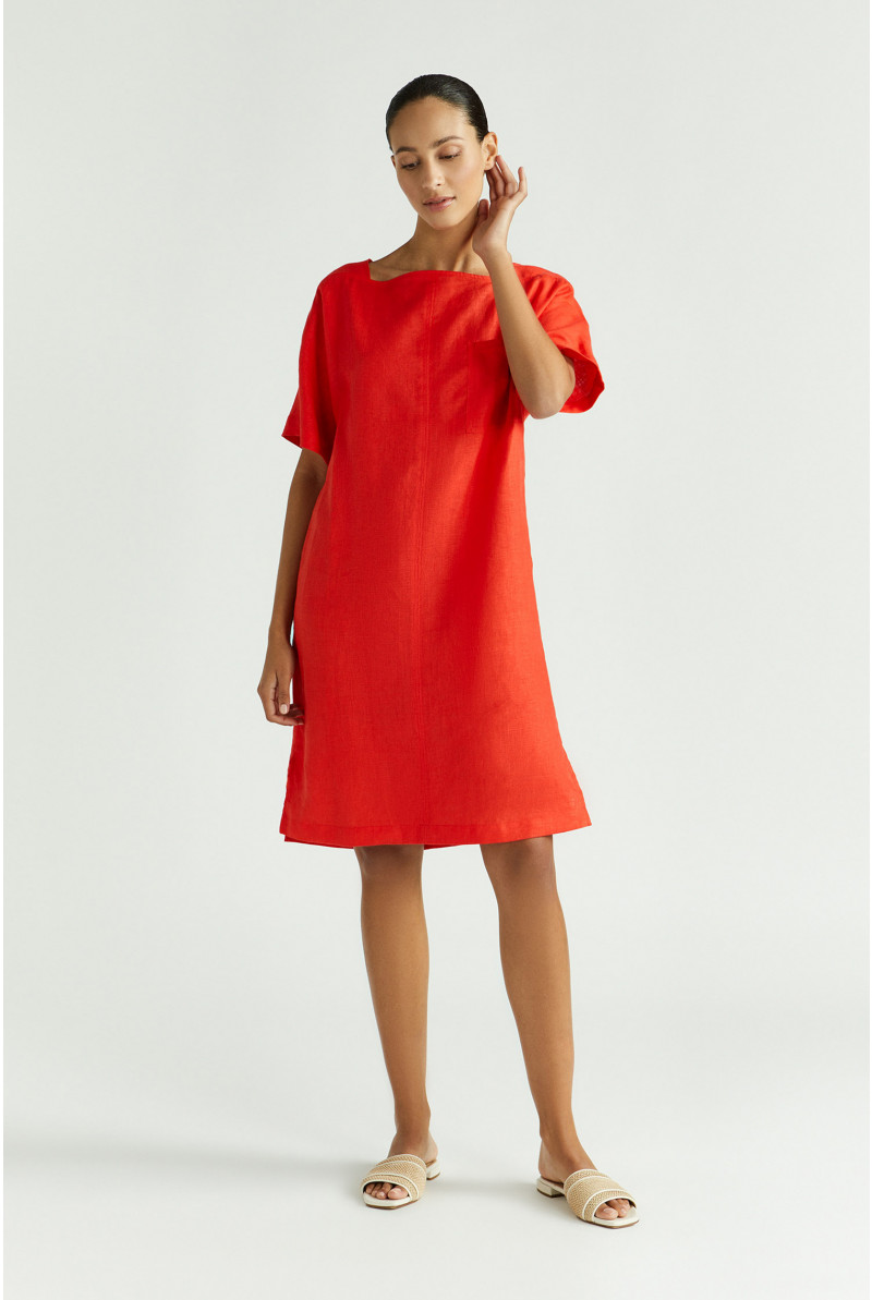 Linen dress with chest pocket