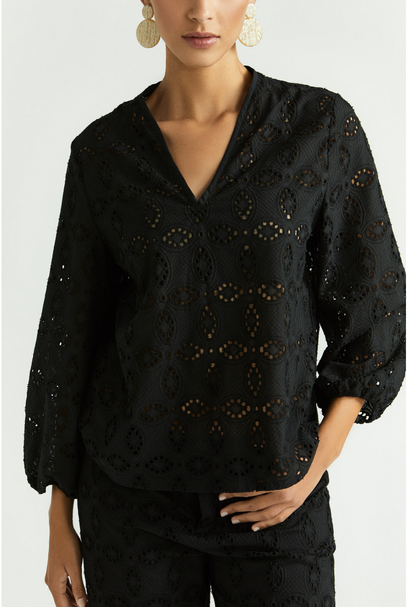 Blouse avec broderie anglaise