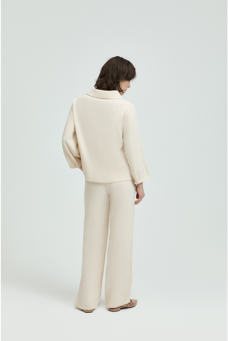 Blouse met asymmetrische kraag