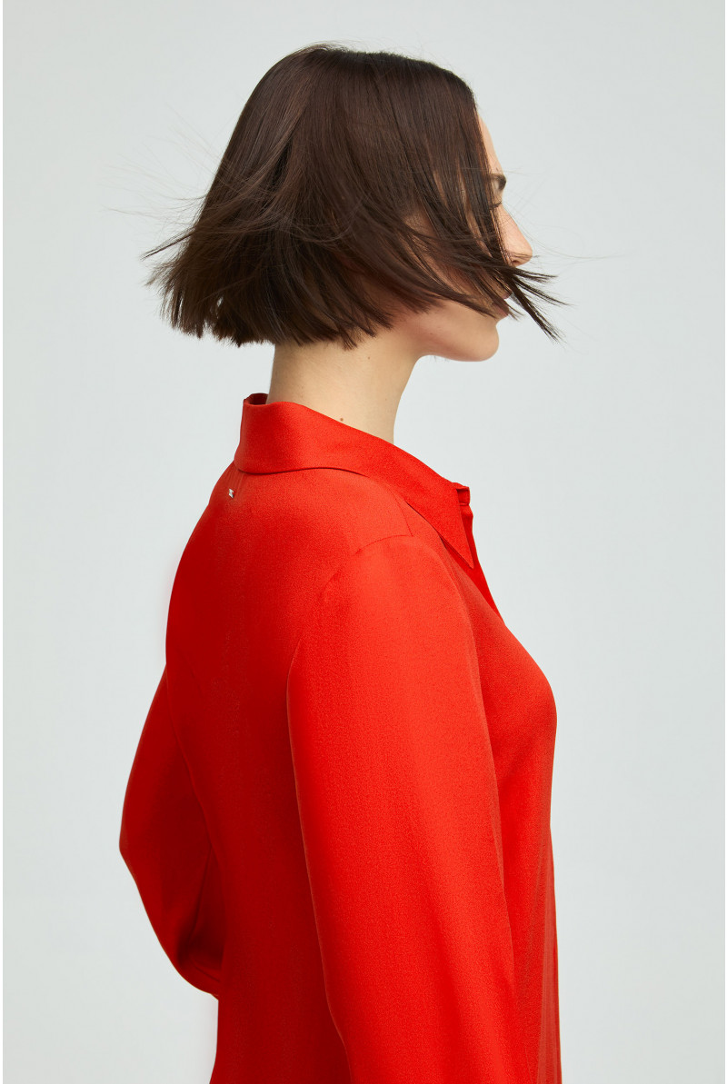 Elegante blouse met hemdkraag