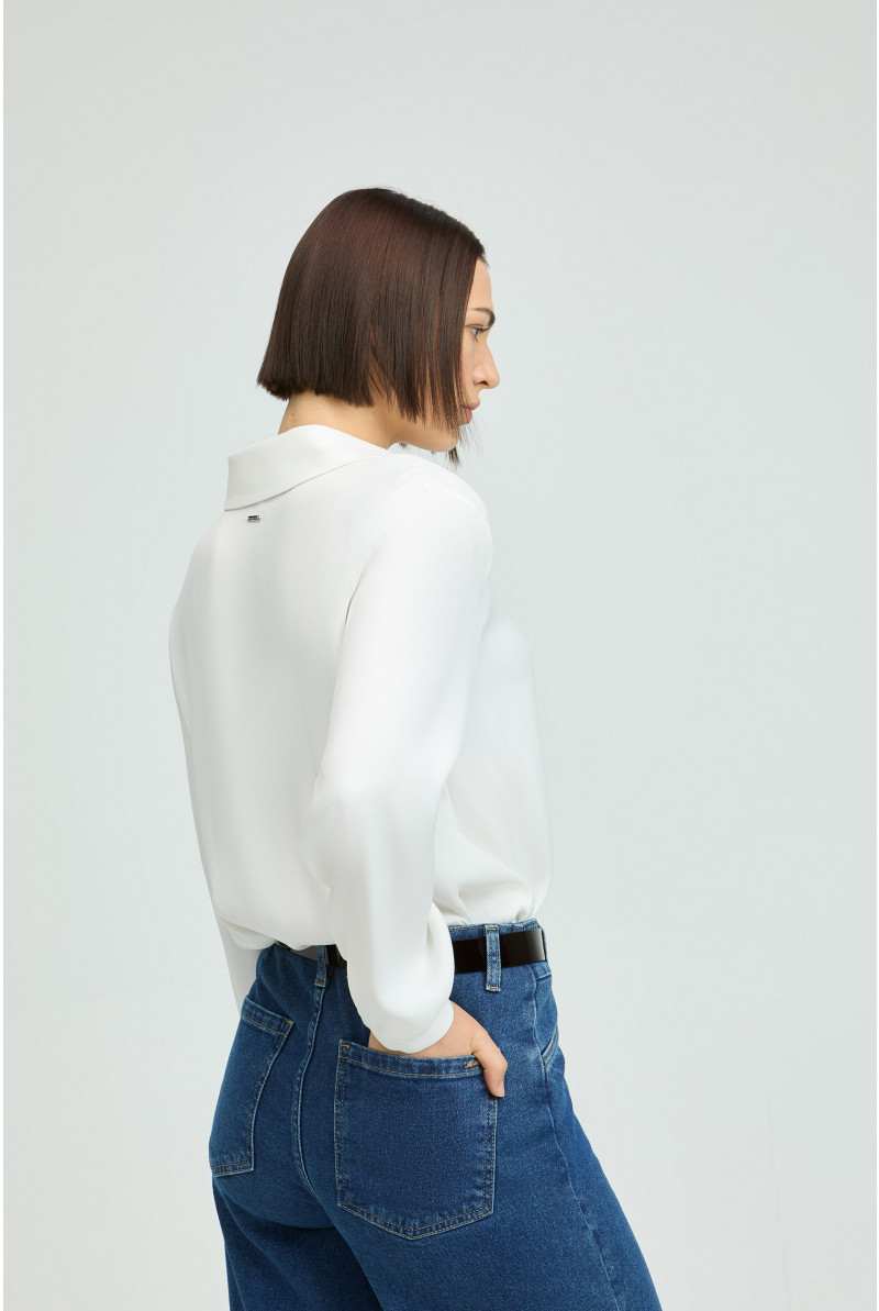 Elegante blouse met hemdkraag