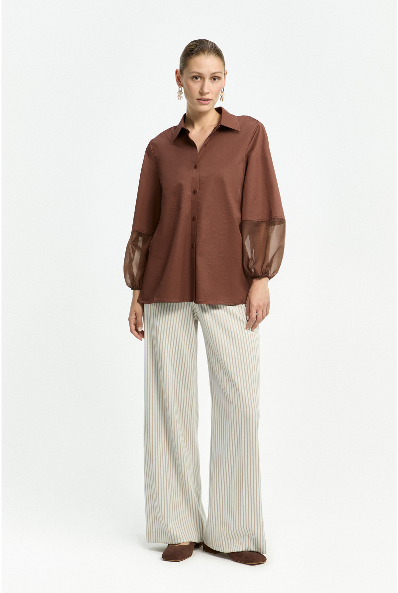 Blouse à manches en organza