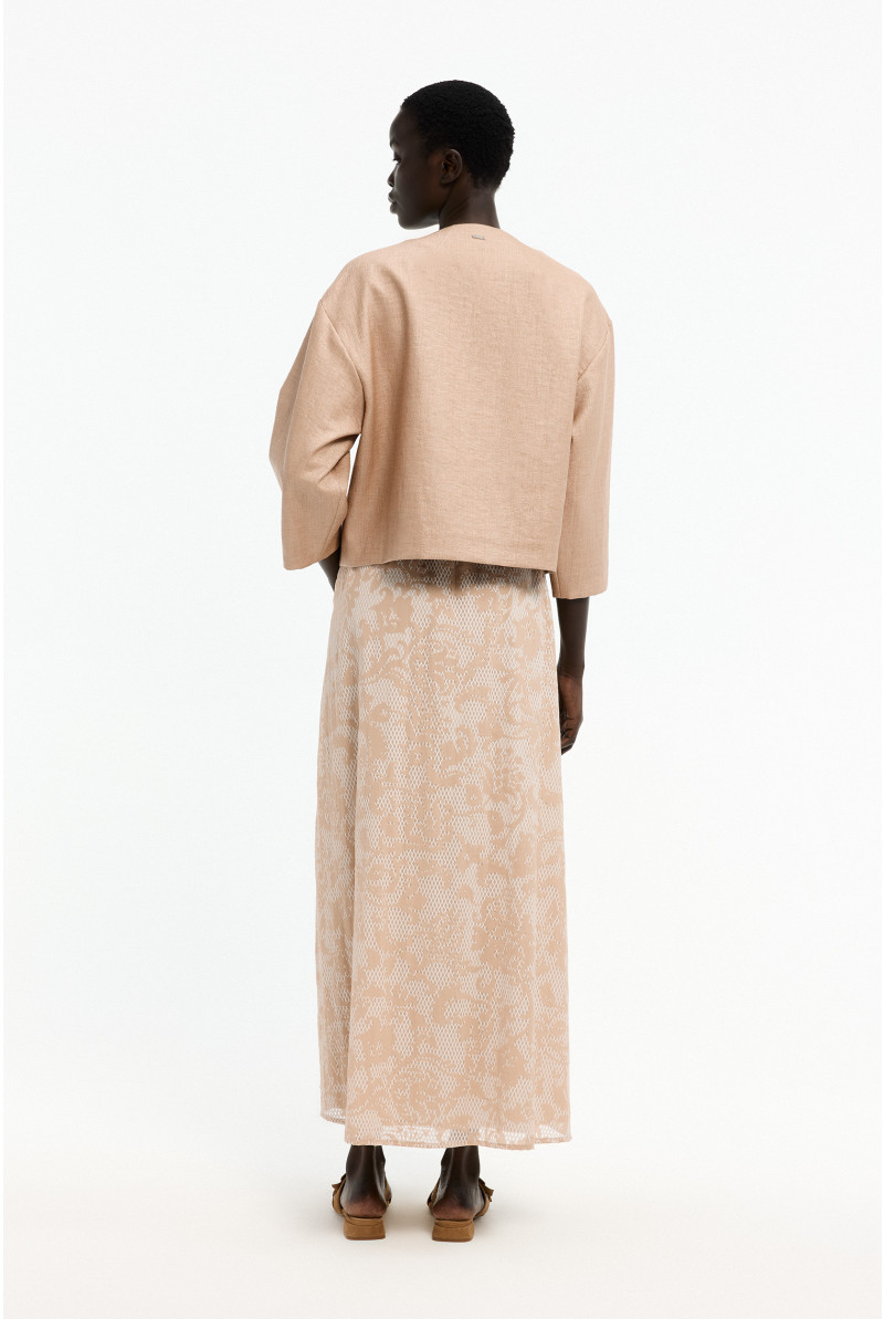 Smart jacket in raffia