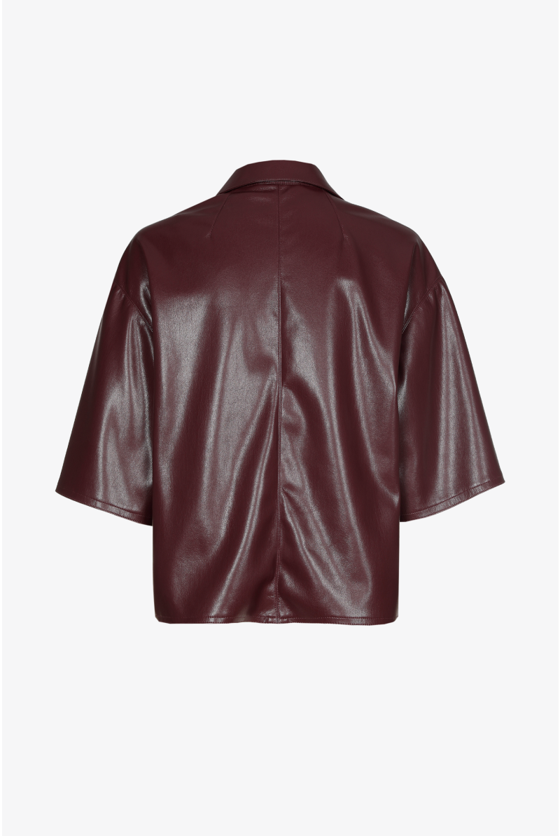 Bluse aus Kunstleder