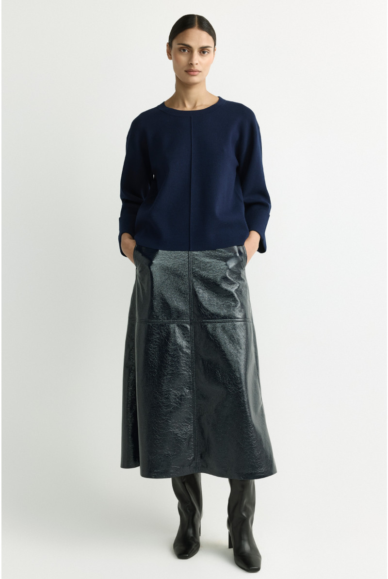 Rok met laklederen look