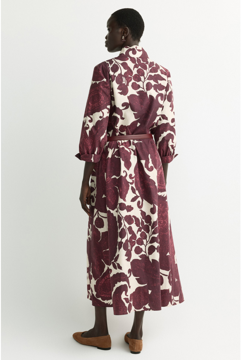 Long dress with paisley print