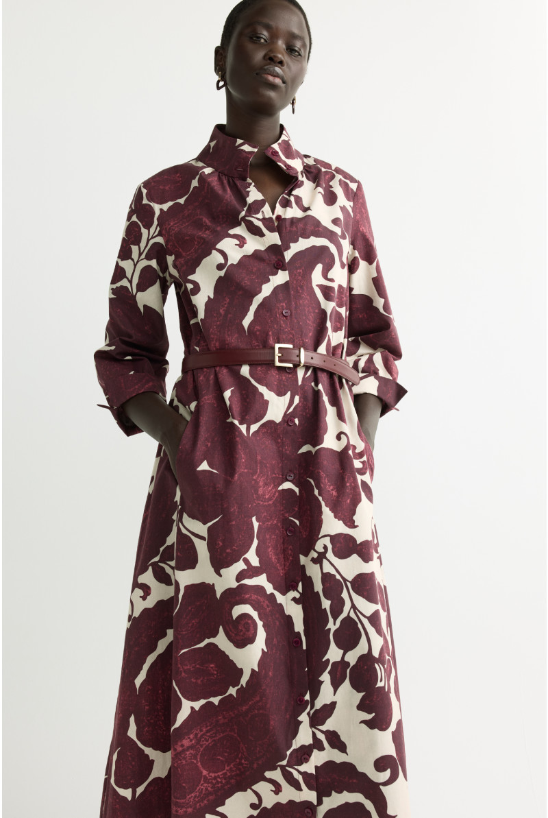 Long dress with paisley print