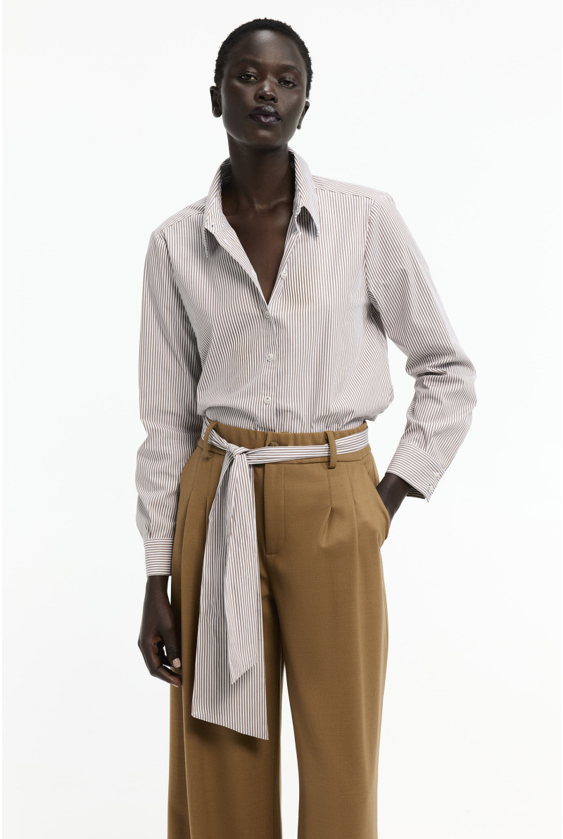 Striped blouse with detachable bow ribbon