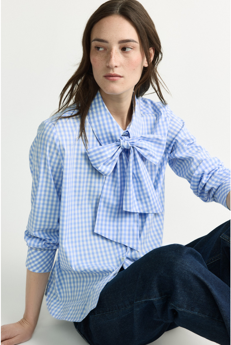 Checked shirt with detachable bow