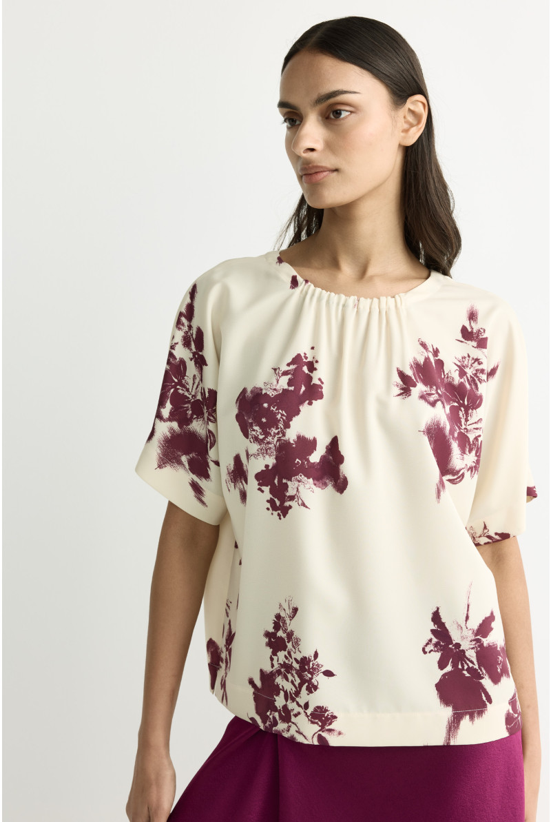 Satijnen blouse met fronsje
