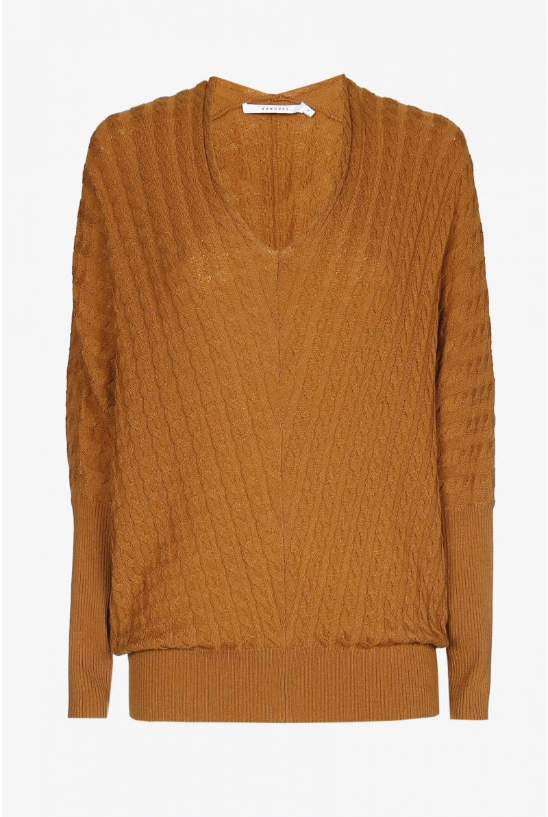 Pullover with V-neck 