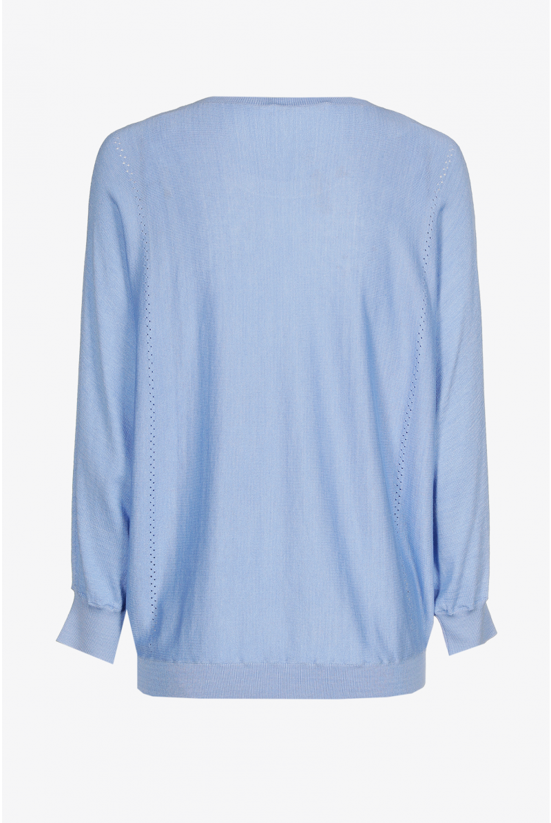 Summery jumper with silk