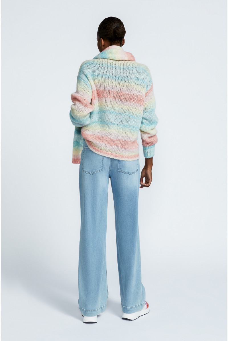 Wool blend jumper with round neck