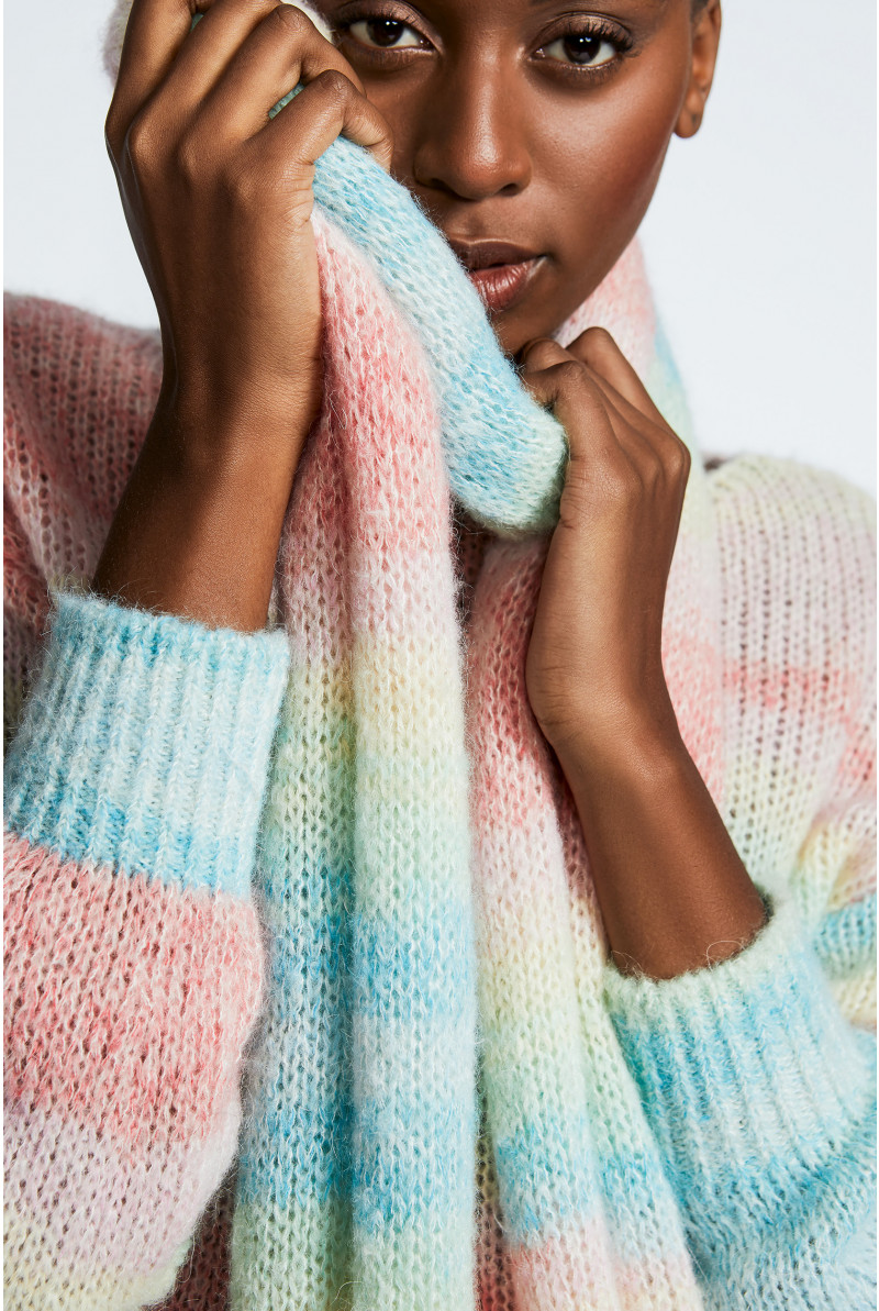 Wool blend jumper with round neck
