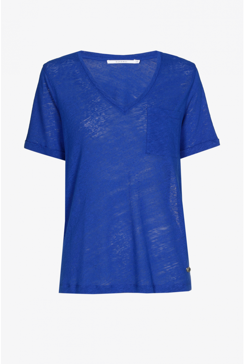 Basic T-shirt with V-neck