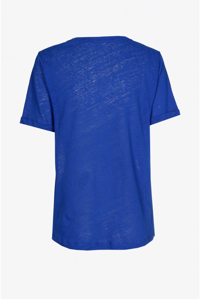 Basic T-shirt with V-neck
