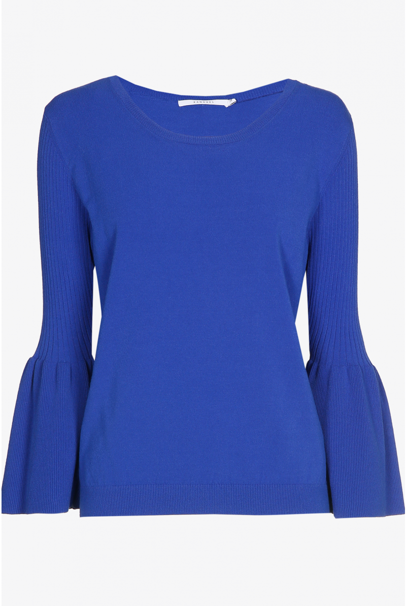 Pull avec manches à volant