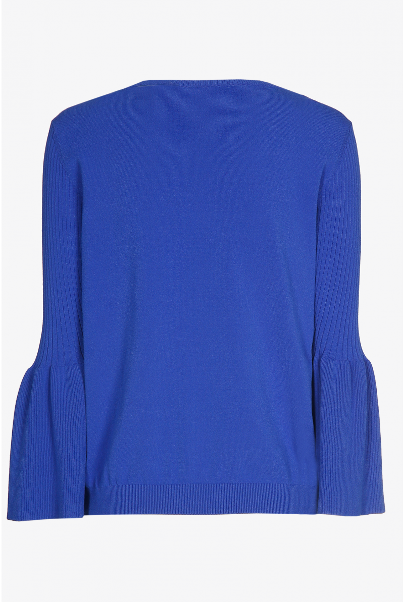 Pull avec manches à volant