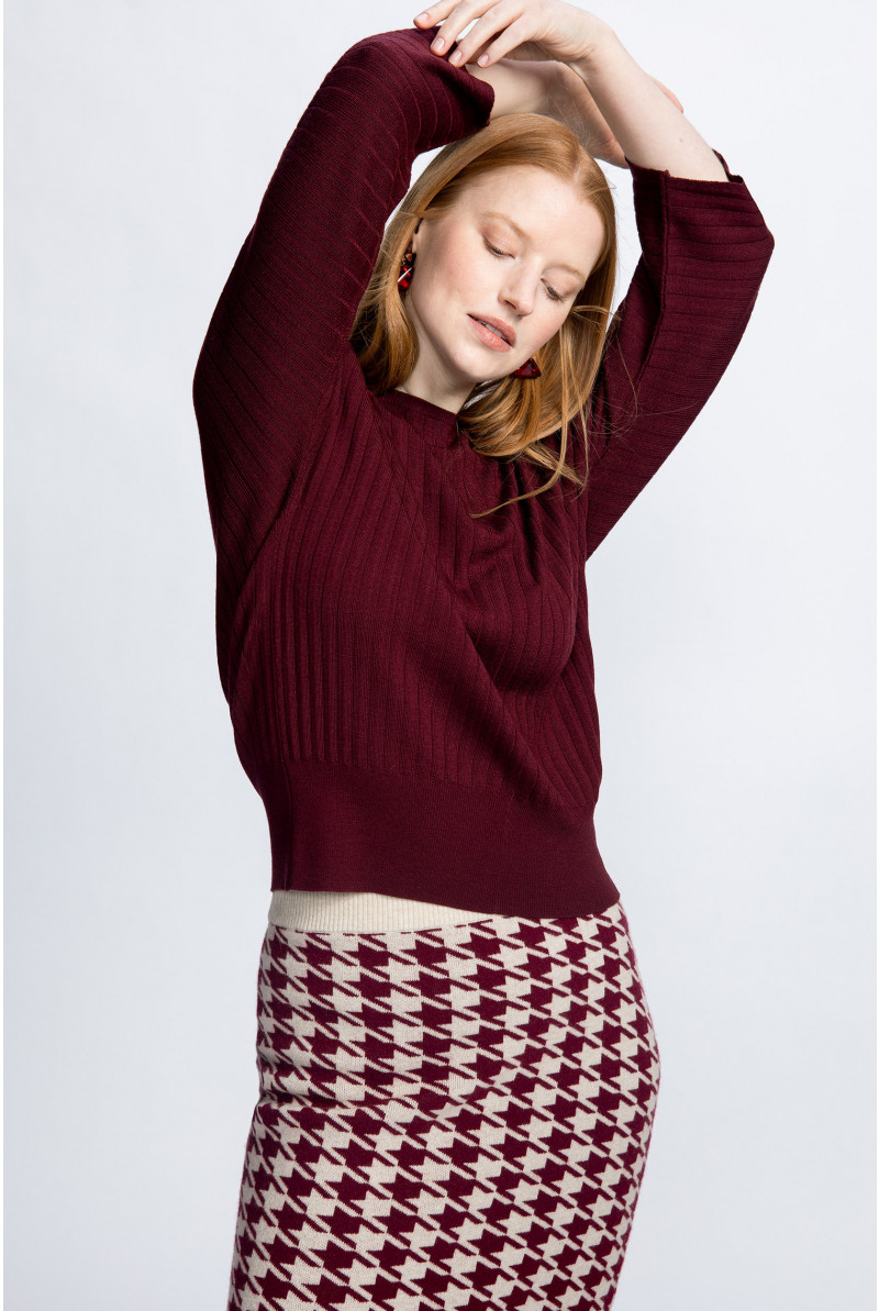 Burgundy hotsell houndstooth skirt