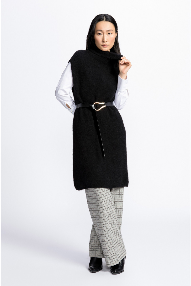 Robe sans manches contenant de la laine d’alpaga