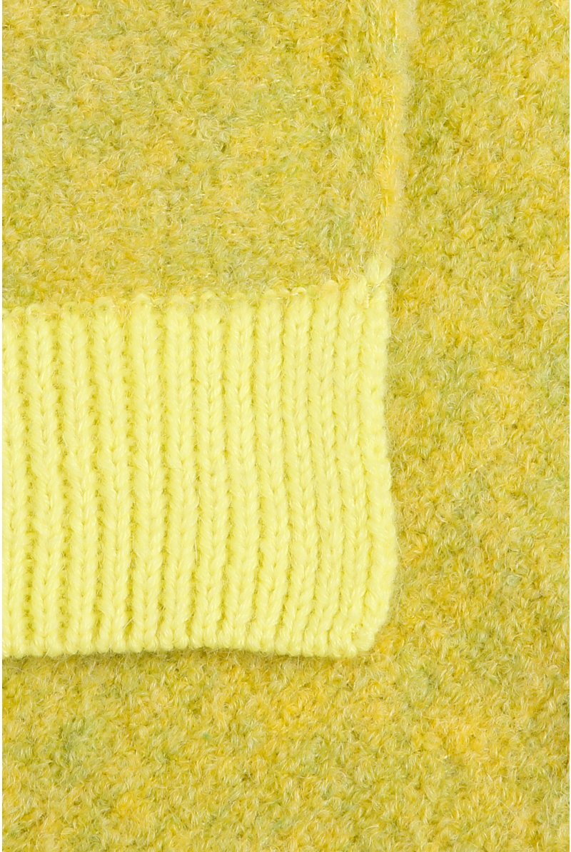 Bouclé-Schal