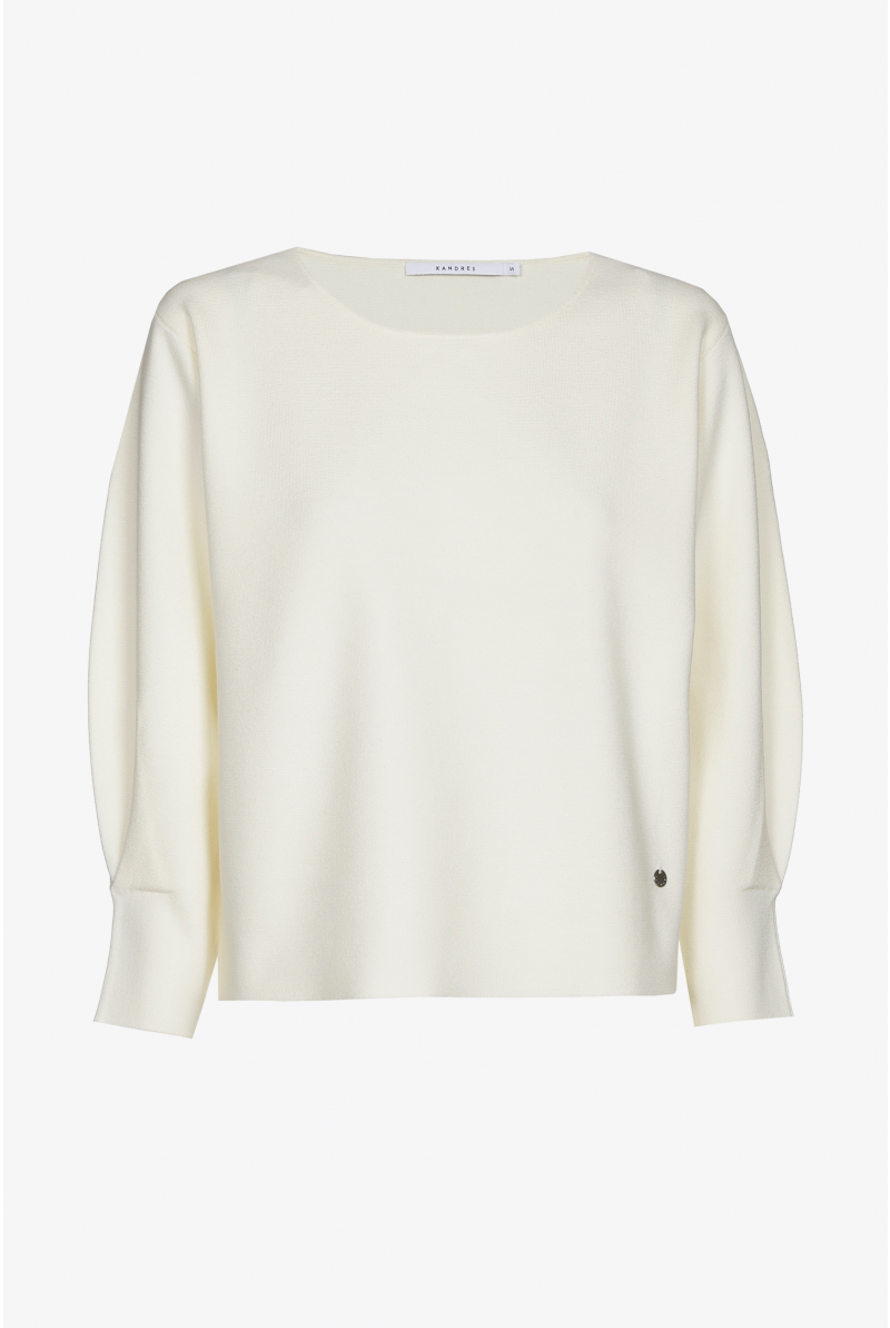 Jumper with boat neck