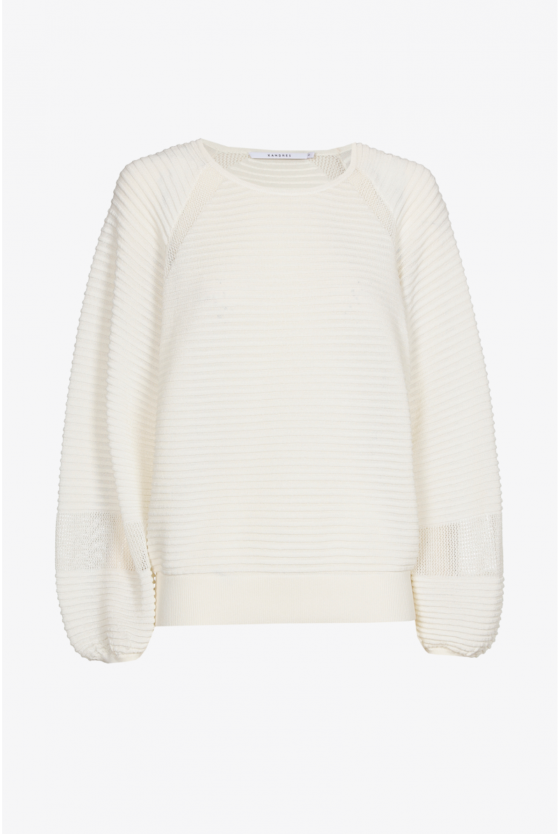Pull van fijne viscose