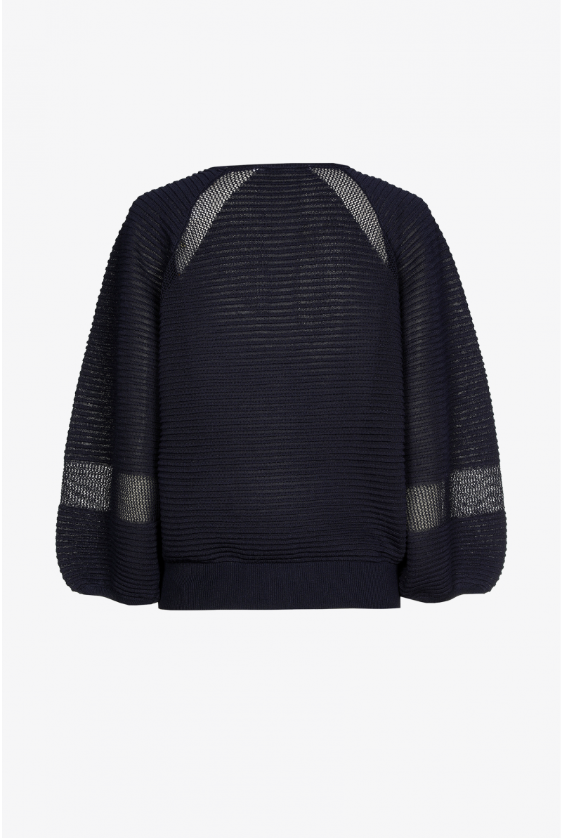 Pull van fijne viscose