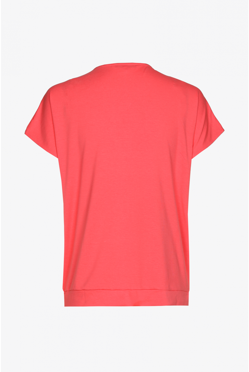 T-shirt with cache-coeur look