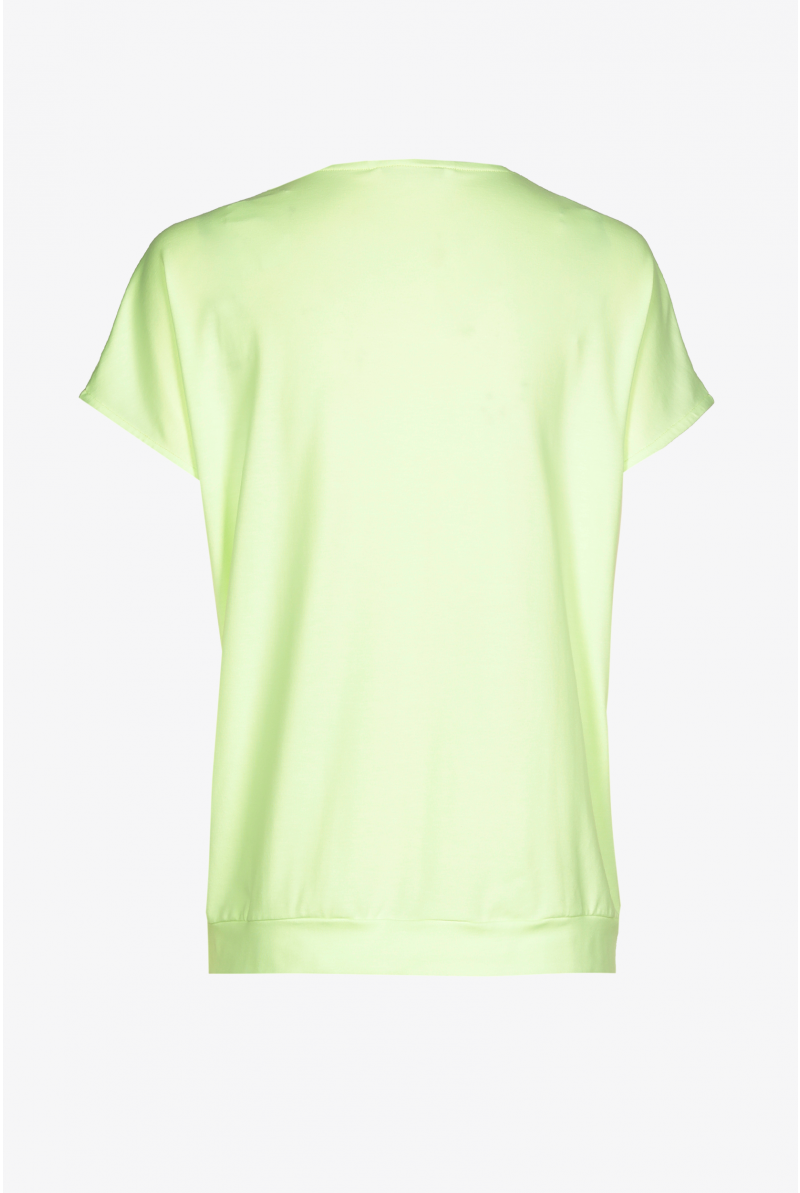 T-shirt aspect cache-cœur