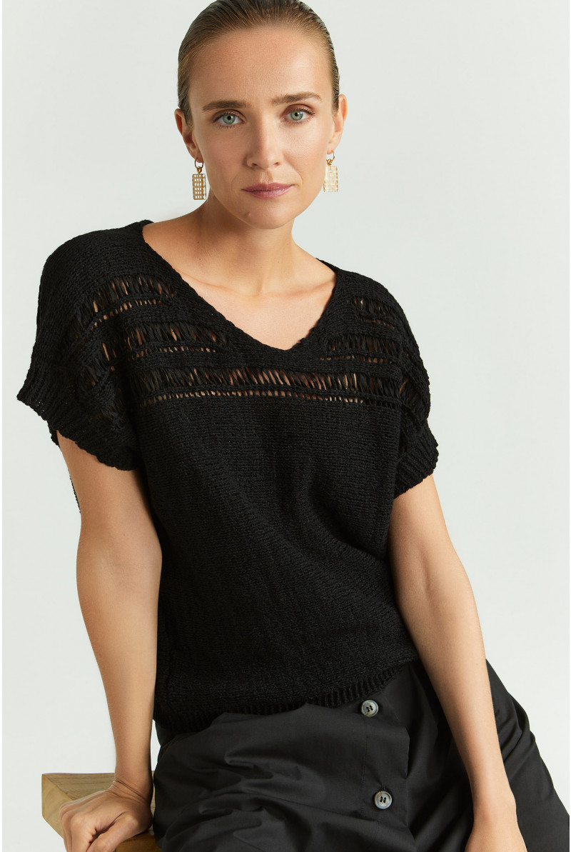 Pull met open steek