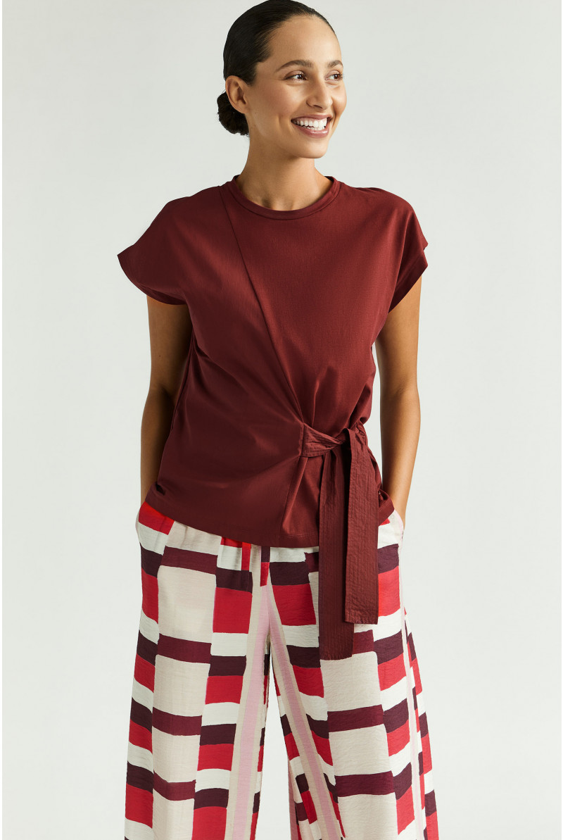 T-shirt avec ceinture