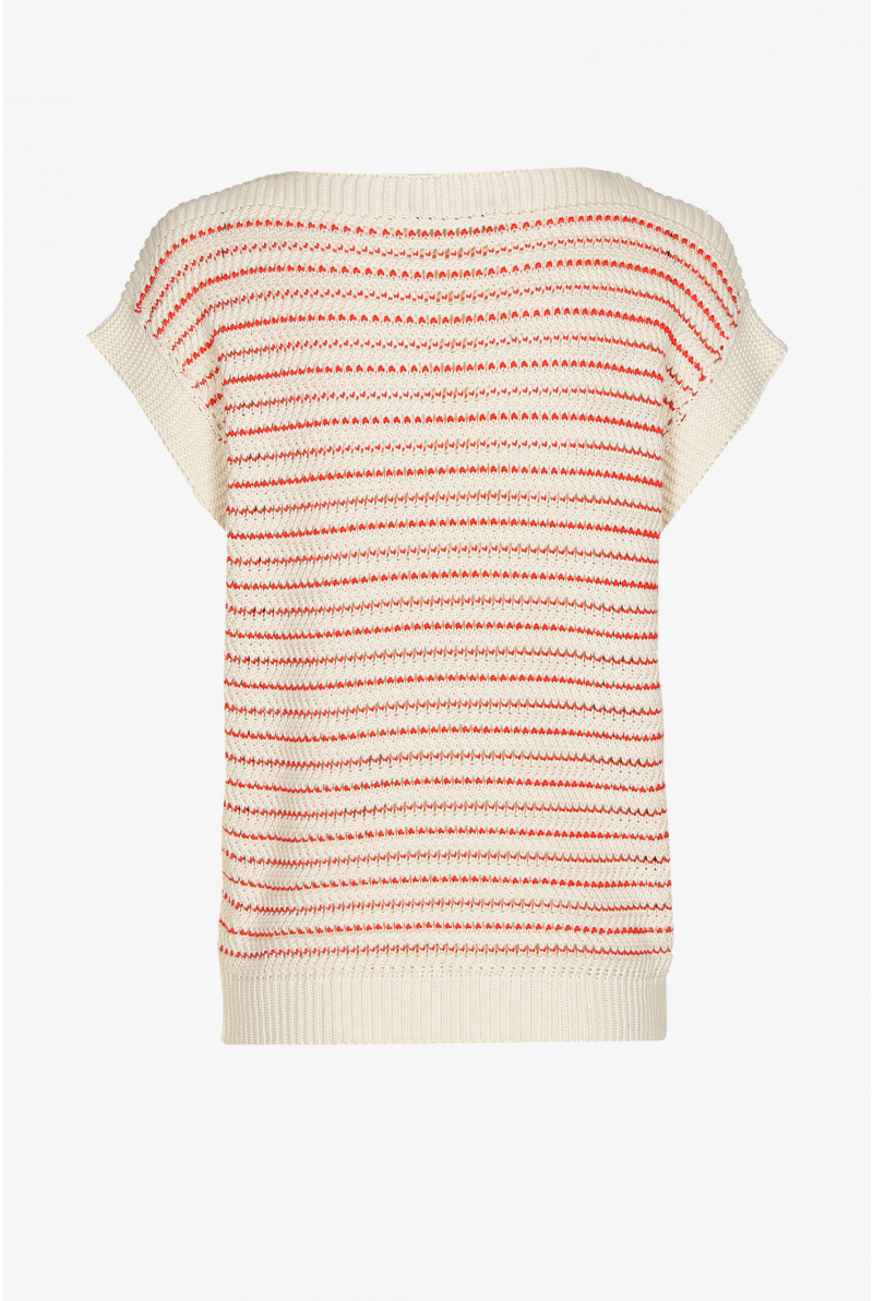 Chunky knit sleeveless pullover