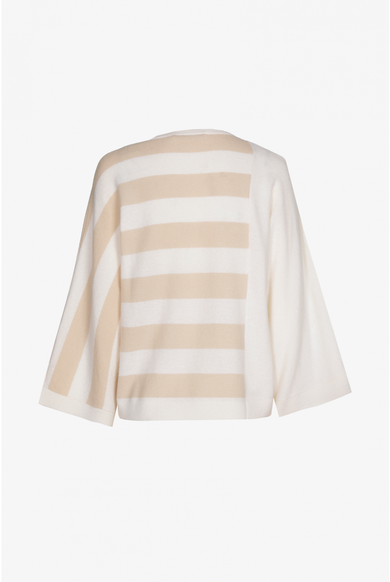 Asymmetrische trui met strepen